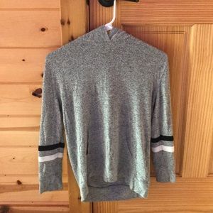 This is a lighweight sweatshirt